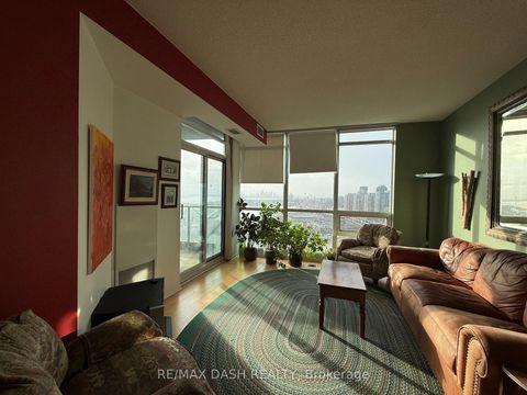 Photo 2 at 2411 - 219 Fort York Boulevard, Niagara, Toronto