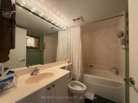 Photo 7 at 2411 - 219 Fort York Boulevard, Niagara, Toronto