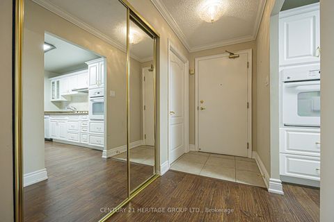 Photo 6 at 227 - 155 Main Street N, London, Newmarket