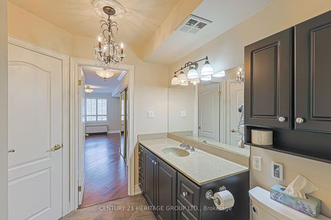 Photo 15 at 227 - 155 Main Street N, London, Newmarket