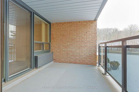 Photo 17 at 227 - 155 Main Street N, London, Newmarket