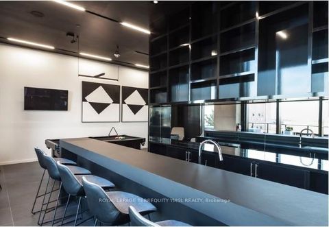 Photo 4 at 612 - 21 Lawren Harris Square, Waterfront Communities C8, Toronto