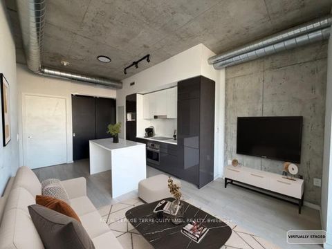 Photo 8 at 612 - 21 Lawren Harris Square, Waterfront Communities C8, Toronto