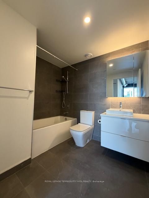 Photo 13 at 612 - 21 Lawren Harris Square, Waterfront Communities C8, Toronto