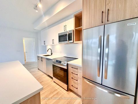 Photo 6 at 515 - 333 Sunseeker Avenue, Rural Innisfil, Innisfil