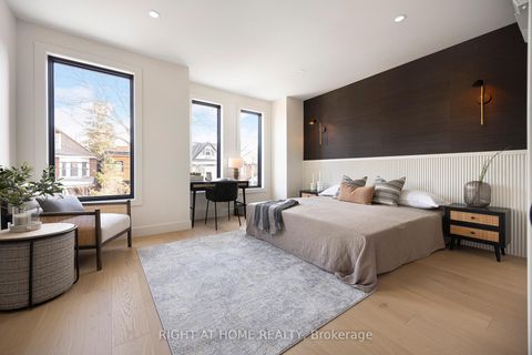 Photo 18 at 292 Borden Street, University, Toronto