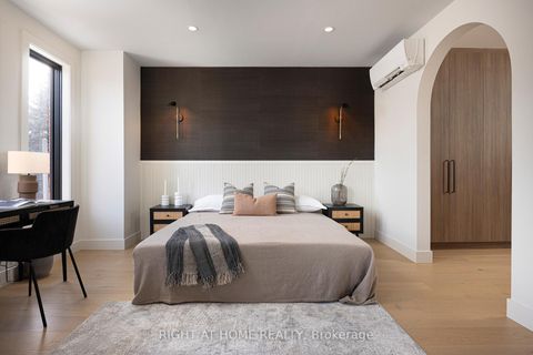 Photo 20 at 292 Borden Street, University, Toronto