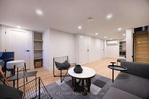 Photo 37 at 292 Borden Street, University, Toronto