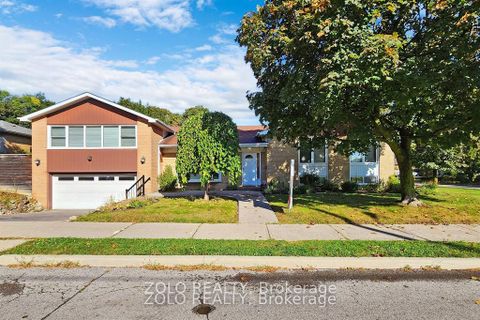 Photo 0 at 212 Goddard Street, Bathurst Manor, Toronto