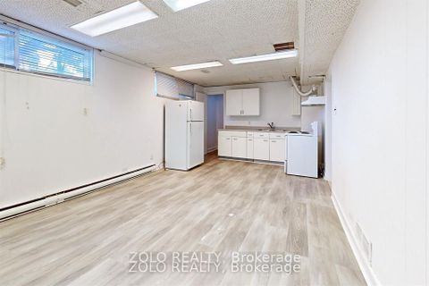 Photo 28 at 212 Goddard Street, Bathurst Manor, Toronto