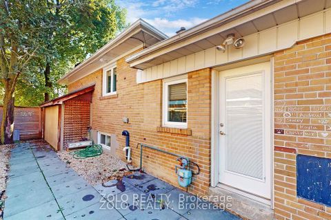 Photo 35 at 212 Goddard Street, Bathurst Manor, Toronto