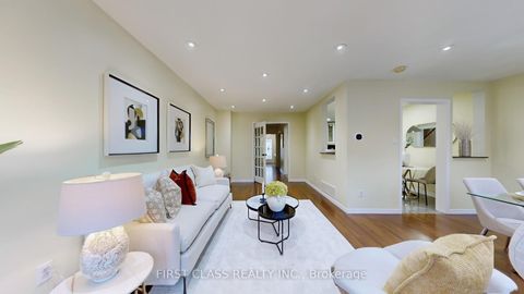 Photo 9 at 2231 Shipwright Road, GA Glen Abbey, Oakville