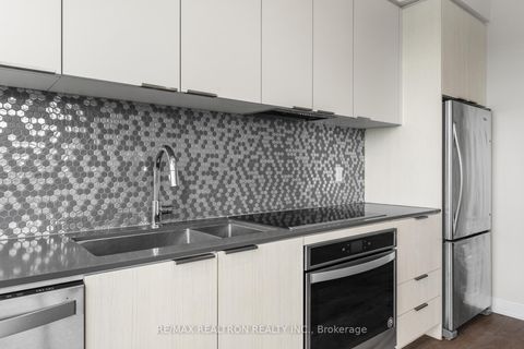 Photo 14 at 410 - 2 Sonic Way, Flemingdon Park, Toronto