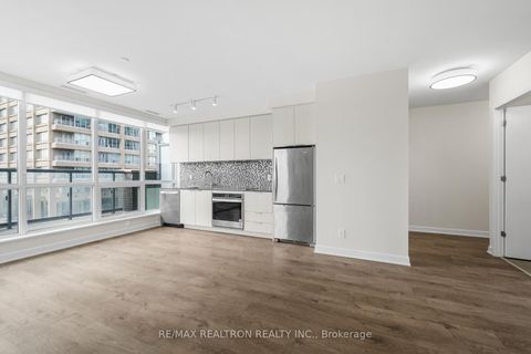 Photo 17 at 410 - 2 Sonic Way, Flemingdon Park, Toronto