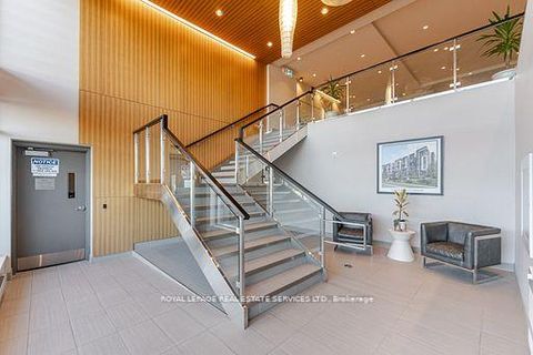 Photo 2 at 310 - 3028 Creekshore Common, GO Glenorchy, Oakville