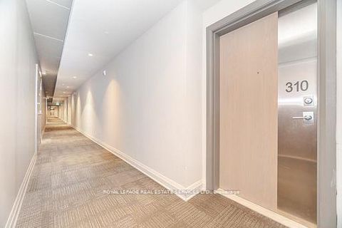 Photo 4 at 310 - 3028 Creekshore Common, GO Glenorchy, Oakville