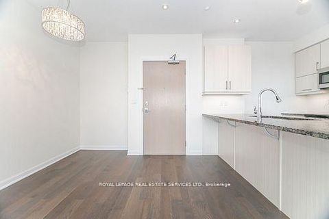 Photo 5 at 310 - 3028 Creekshore Common, GO Glenorchy, Oakville