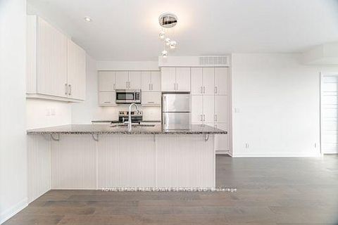 Photo 6 at 310 - 3028 Creekshore Common, GO Glenorchy, Oakville