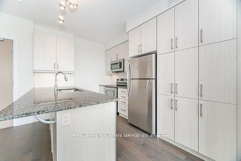 Photo 8 at 310 - 3028 Creekshore Common, GO Glenorchy, Oakville