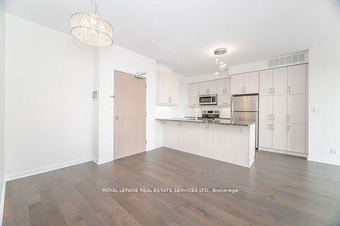 Photo 12 at 310 - 3028 Creekshore Common, GO Glenorchy, Oakville