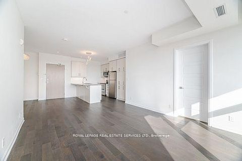 Photo 16 at 310 - 3028 Creekshore Common, GO Glenorchy, Oakville