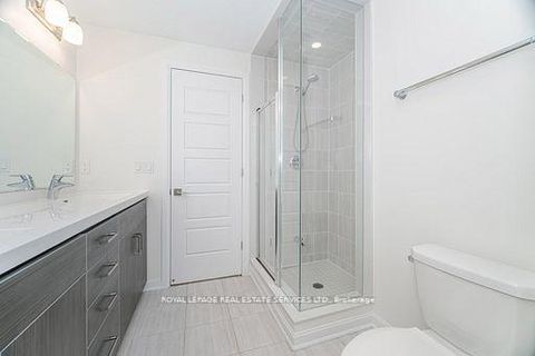 Photo 24 at 310 - 3028 Creekshore Common, GO Glenorchy, Oakville