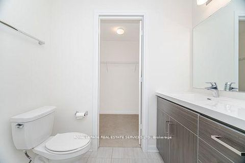 Photo 25 at 310 - 3028 Creekshore Common, GO Glenorchy, Oakville