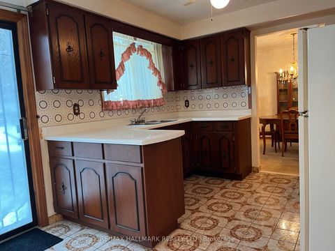 Photo 3 at 68 Fergalea Avenue, West Hill, Toronto