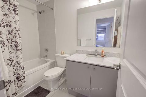 Photo 14 at 123 - 349 Wheat Boom Drive E, JM Joshua Meadows, Oakville