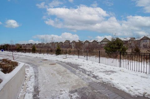 Photo 22 at 123 - 349 Wheat Boom Drive E, JM Joshua Meadows, Oakville