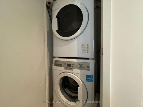 Photo 13 at 301 - 185 Roehampton Avenue, Mount Pleasant West, Toronto