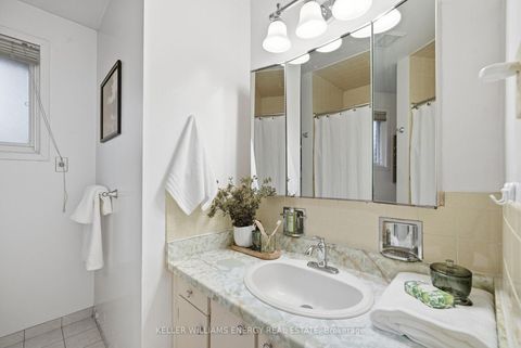 Photo 26 at 1485 Oneida Court, Samac, Oshawa