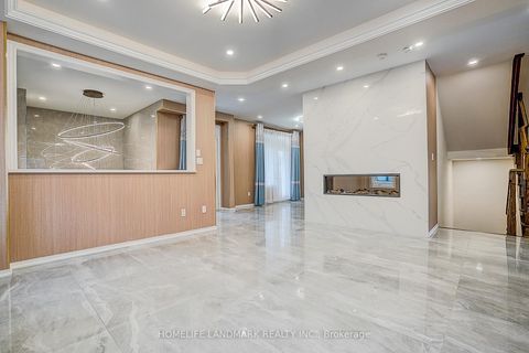 Photo 10 at 18 Caine Street, Rural Richmond Hill, Richmond Hill