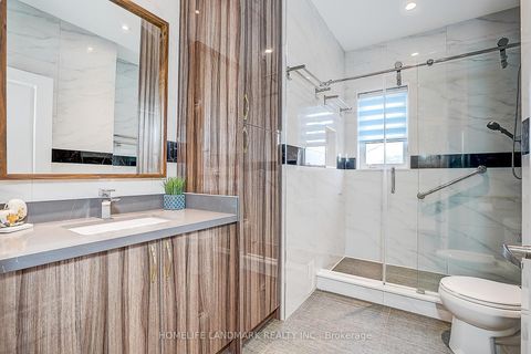 Photo 35 at 18 Caine Street, Rural Richmond Hill, Richmond Hill