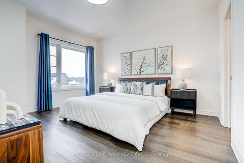 Photo 38 at 18 Caine Street, Rural Richmond Hill, Richmond Hill