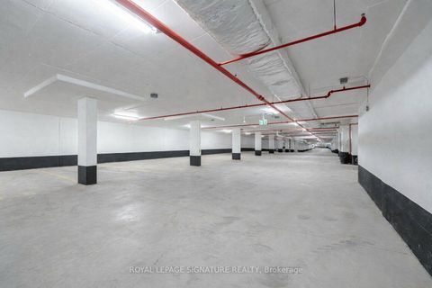 Photo 12 at 404 - 3285 Carding Mill Trail, GO Glenorchy, Oakville