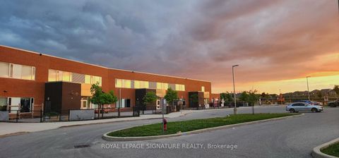 Photo 17 at 404 - 3285 Carding Mill Trail, GO Glenorchy, Oakville