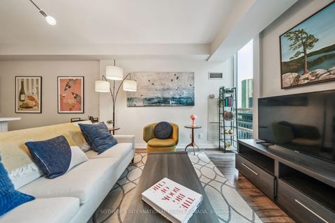 Photo 4 at 708 - 88 Broadway Avenue, Mount Pleasant West, Toronto