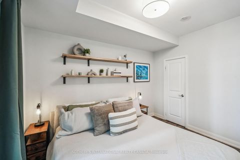 Photo 12 at 708 - 88 Broadway Avenue, Mount Pleasant West, Toronto