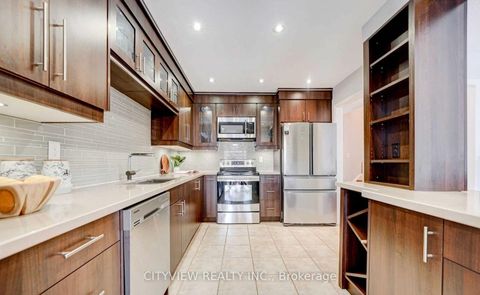 Photo 4 at 2140 Oakpoint Road, WT West Oak Trails, Oakville