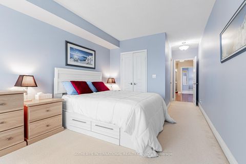 Photo 14 at 907 - 10 Delisle Avenue, St. Clair, Toronto