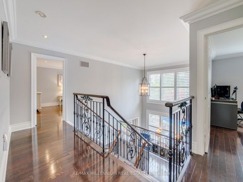 Photo 17 at 1050 Masters Green, GA Glen Abbey, Oakville