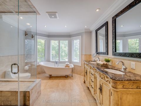 Photo 20 at 1050 Masters Green, GA Glen Abbey, Oakville