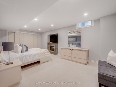 Photo 27 at 1050 Masters Green, GA Glen Abbey, Oakville