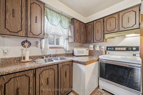 Photo 11 at 73A North Bonnington Avenue, Birchmount, Toronto