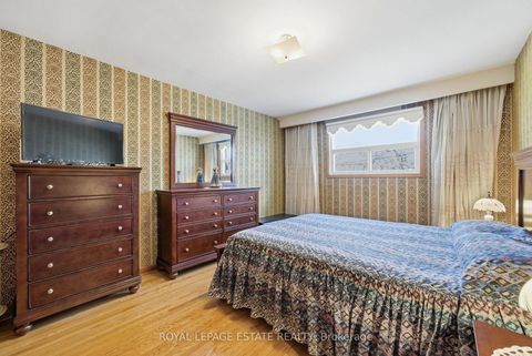 Photo 13 at 73A North Bonnington Avenue, Birchmount, Toronto