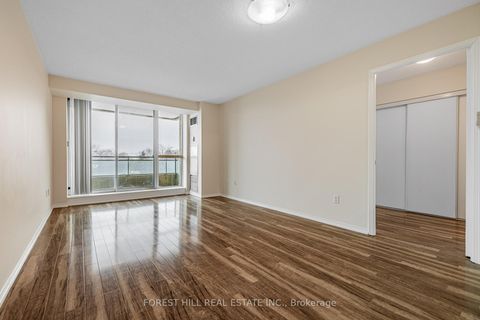 Photo 2 at 511 - 39 Pemberton Avenue, Willowdale East, Toronto