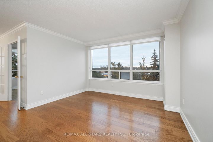 Photo 5 at 404 - 610 Bullock Drive, Markville, Markham