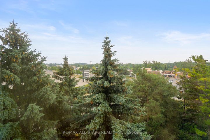 Photo 17 at 404 - 610 Bullock Drive, Markville, Markham