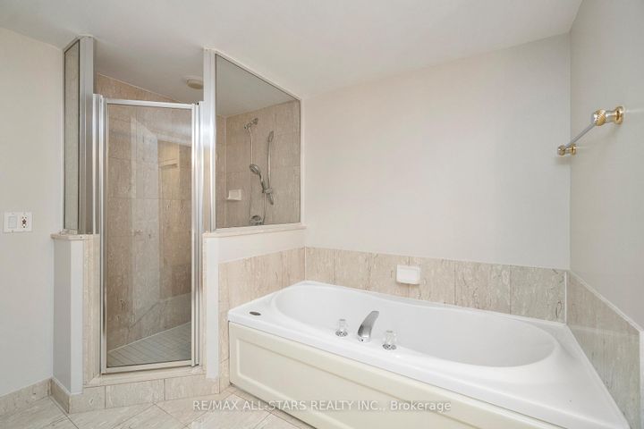 Photo 34 at 404 - 610 Bullock Drive, Markville, Markham